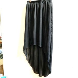 Forever 21 Black Chiffon High-Low Skirt, Size M
